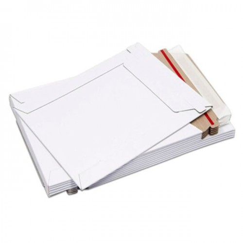 Конверт из картона А5 (175*250), лента, без кармана, мелованный, пл-ть 390 гр